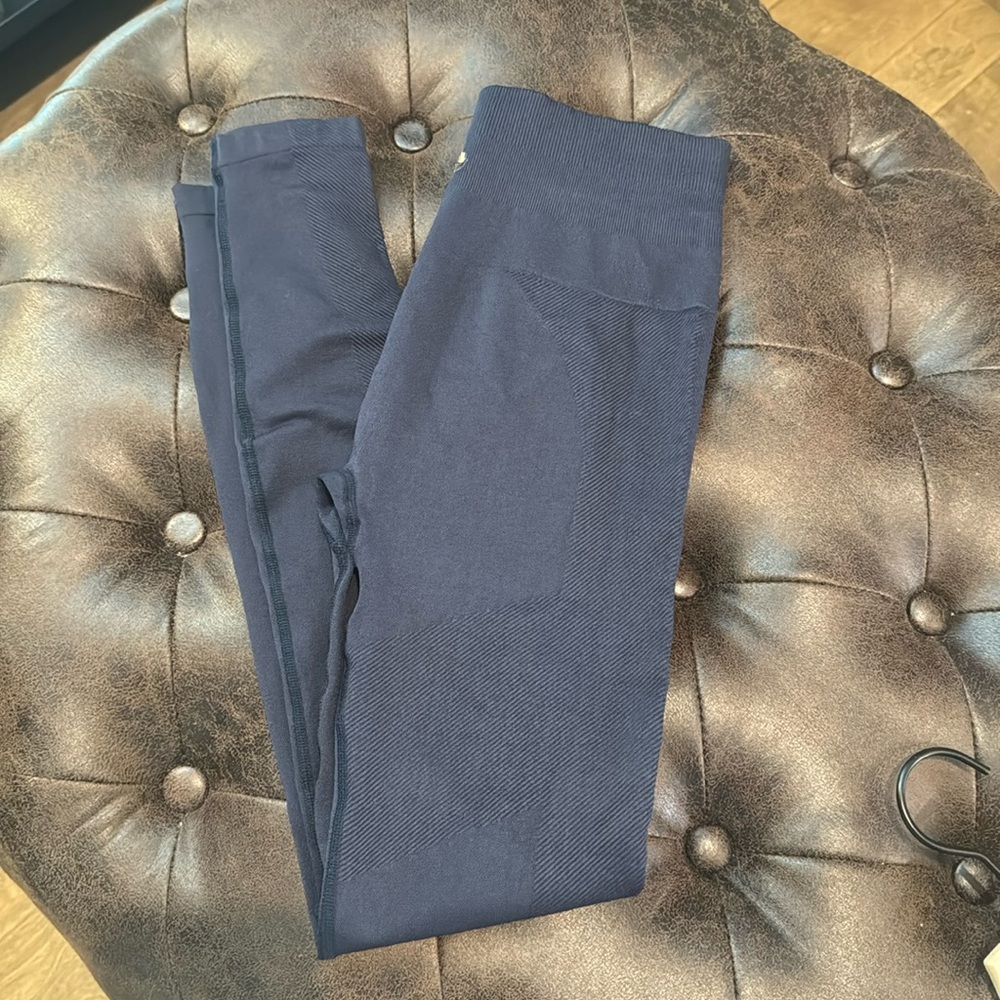Spiritual Gangster leggings.